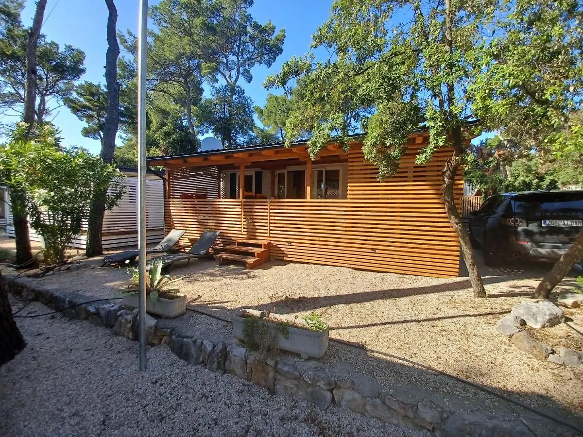 Rose Pb -Mobile Home Biograd Na Moru Campsite